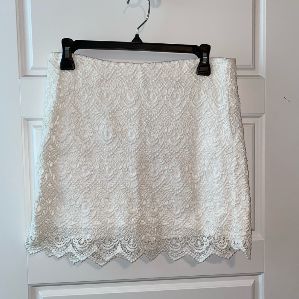 White lace skirt